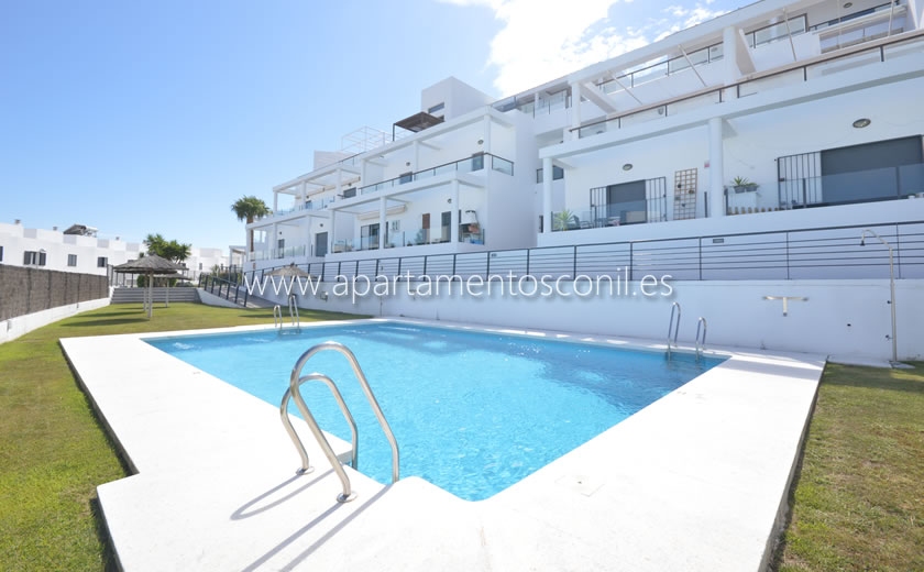Apartamento con piscina en Conil de la Frontera
