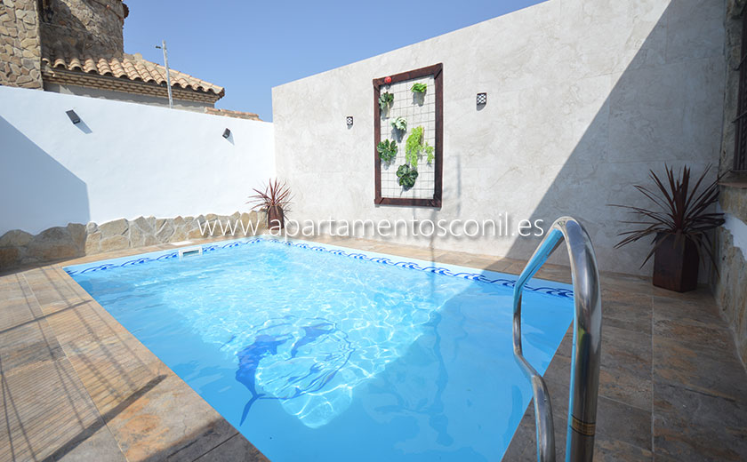 Apartamento con piscina privada