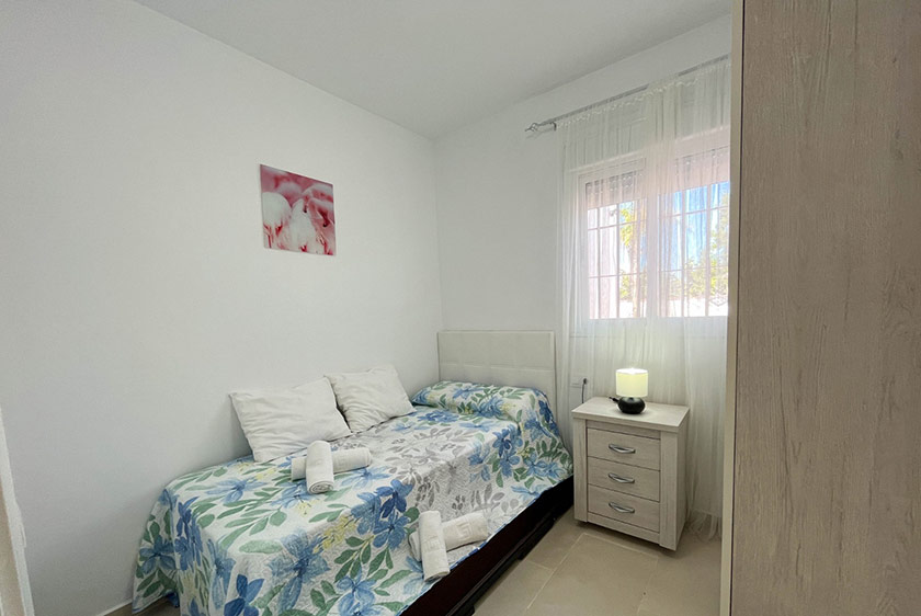 Cama