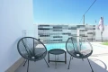 Sillas y mesa del exterior